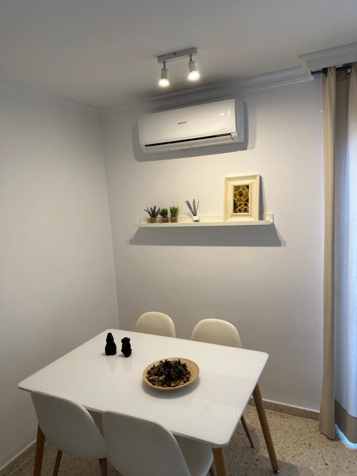 Apartmán El Rincon De Apolo. Atico Con Aparcamiento Gratis. Màlaga Exteriér fotografie