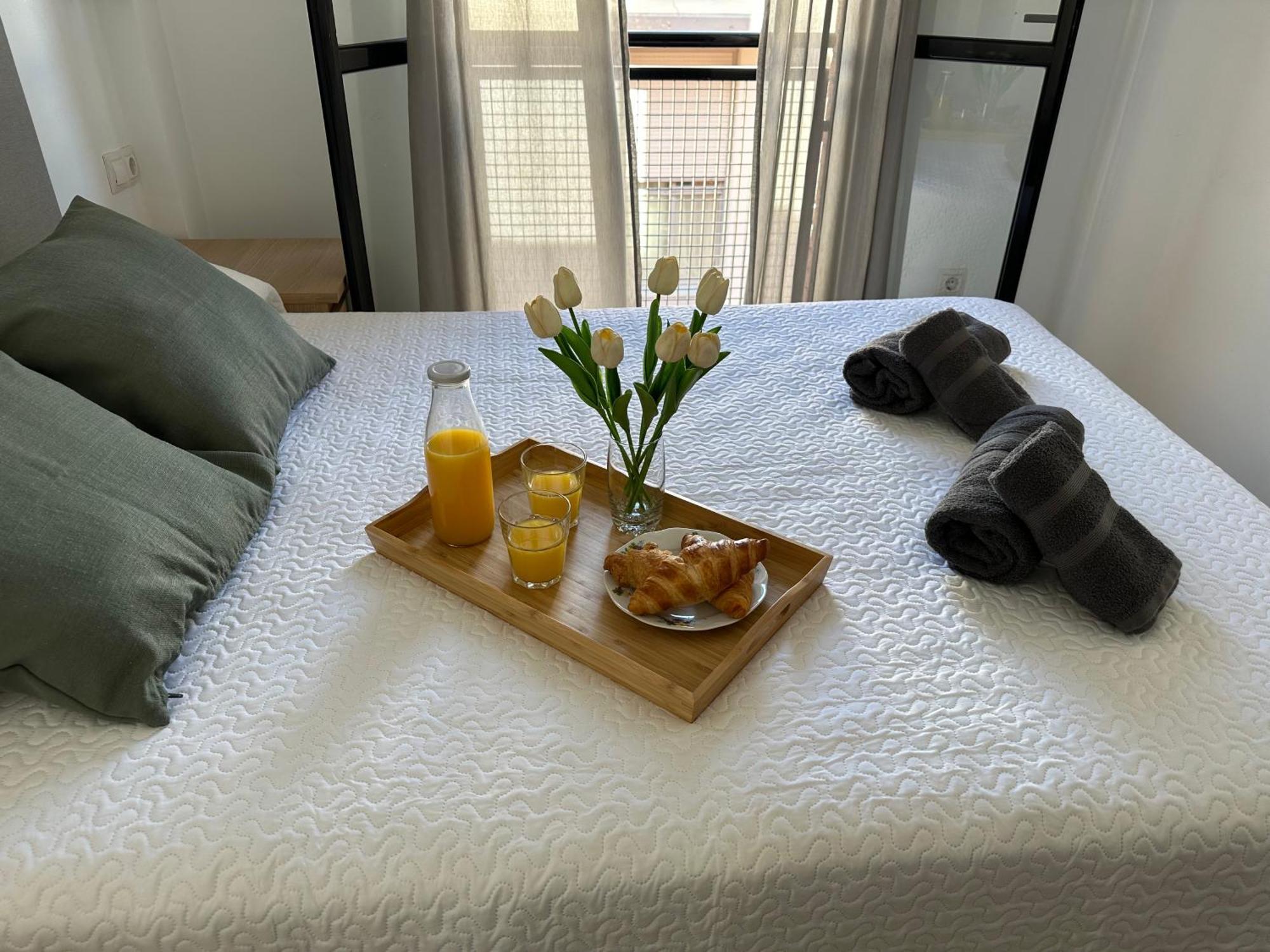 Apartmán El Rincon De Apolo. Atico Con Aparcamiento Gratis. Màlaga Exteriér fotografie